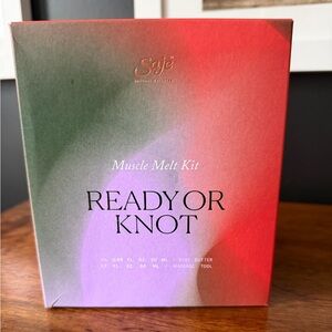 Saje Muscle Melt Kit in Purple and Brown